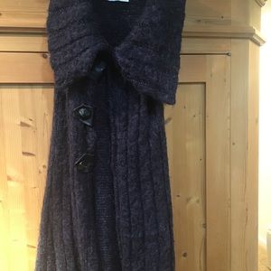 Zone Bleue 39’ long dark purple sweater M